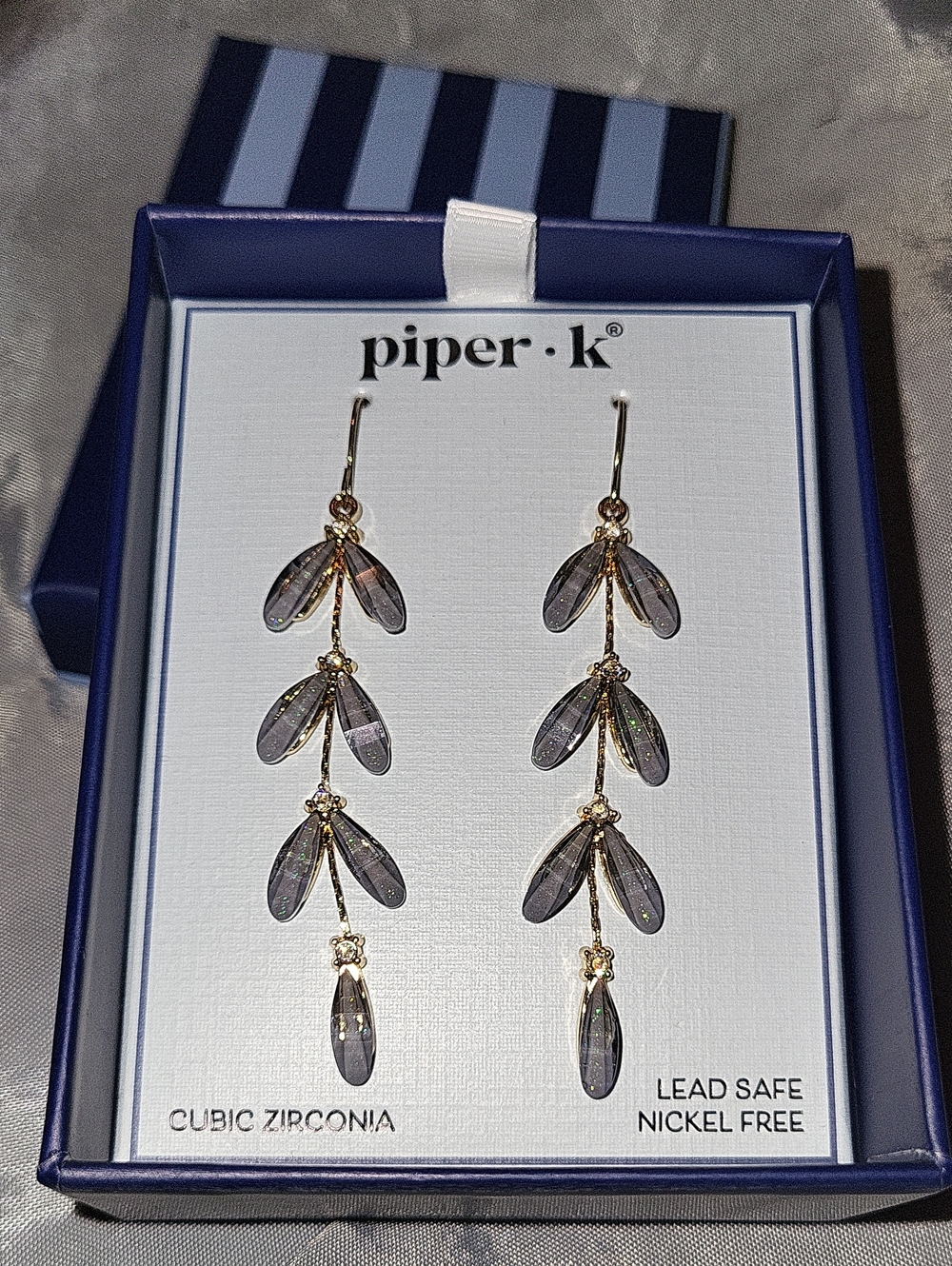 Piper K Gold-Tone Earrings with SMOKEY Gray Leaf Drops TE M